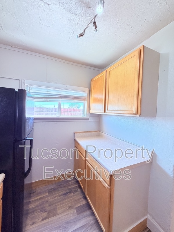 Photo - 234 E 32nd St