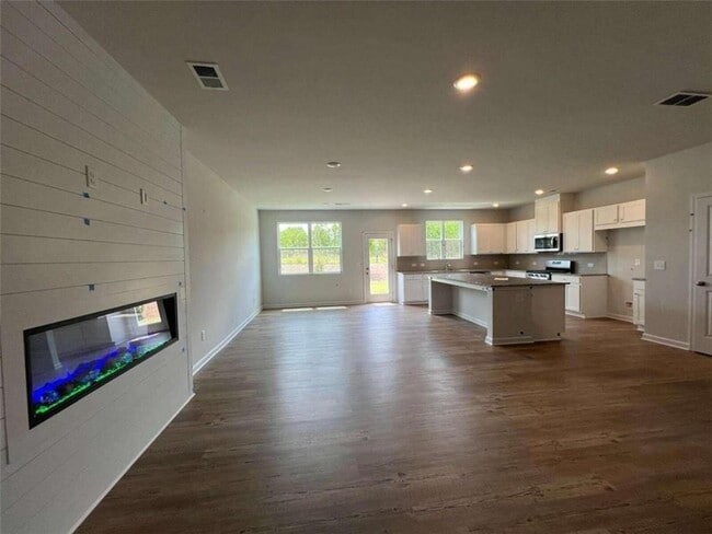 Photo - 420 Pt Pl Dr