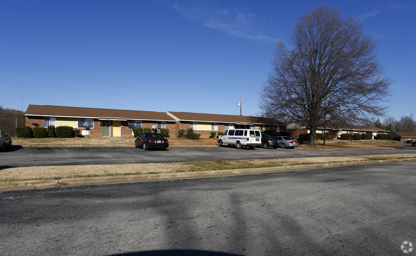 Heritage Circle Apartments - Heritage Circle Apartments