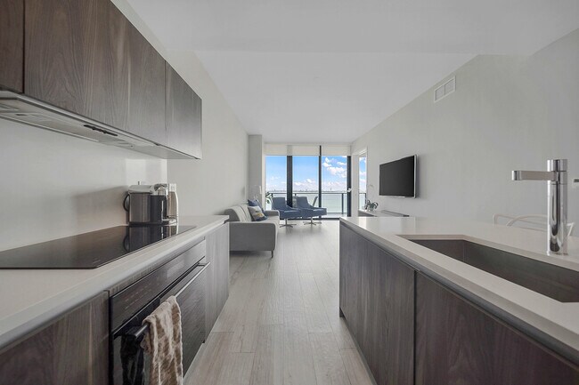 Photo - 480 NE 31st Unit 1402