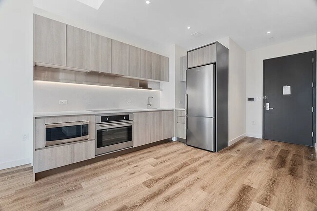 Photo - 171 Chrystie St Unit 10F