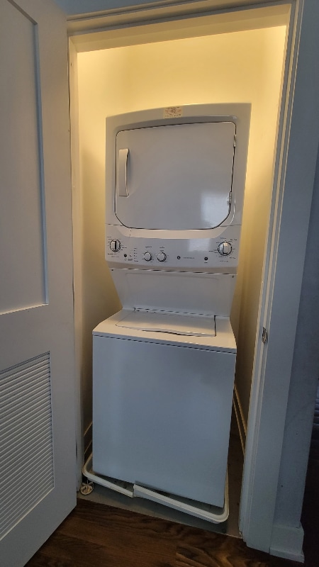 Photo - 504 S Oakley Blvd Unit 2