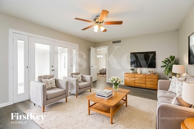 Photo - 8046 N 56th Ave