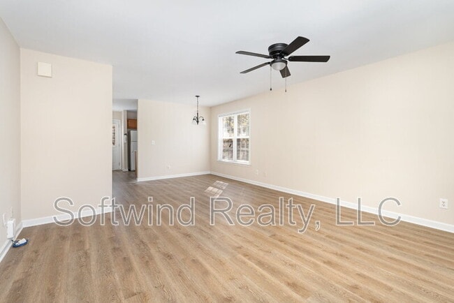 Photo - 1235 Summer St