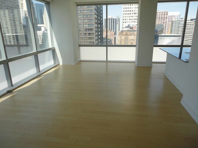 Photo - 8 E Randolph St Unit 2208