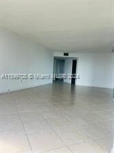 Photo - 2333 Brickell Ave Unidad 1212