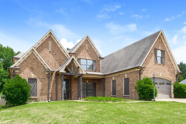 Photo - 65 Ridgefield Dr