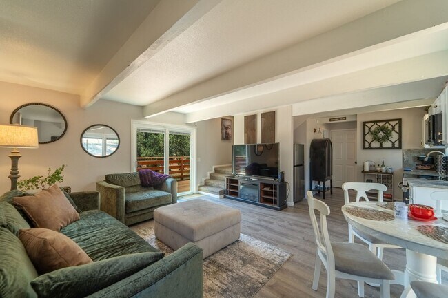 Photo - 19220 Pleasantview Dr