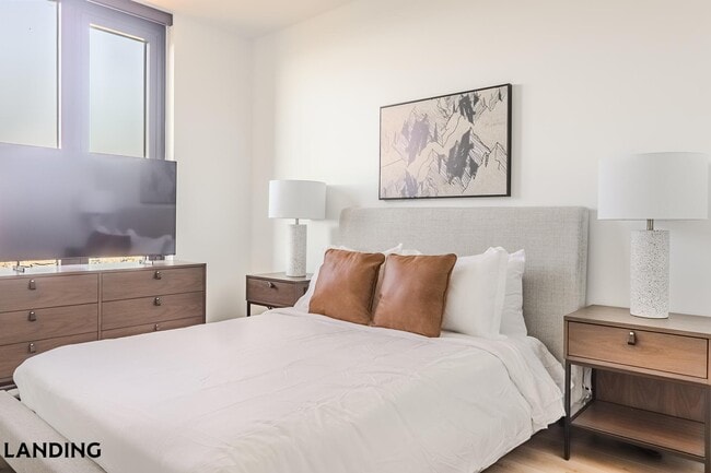 Photo - 632 Howard Rd SE Unidad 933