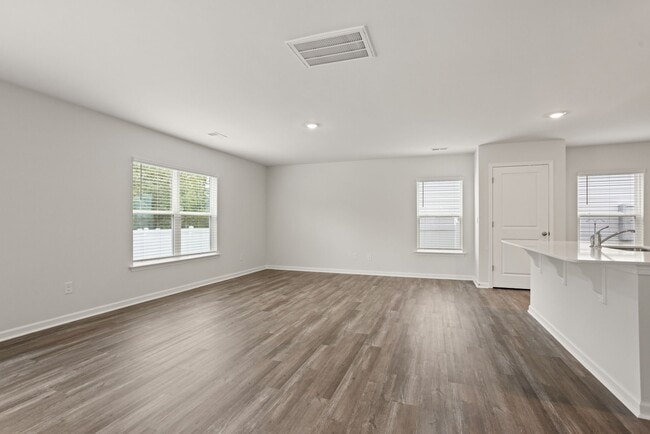153 Cranford Rd
