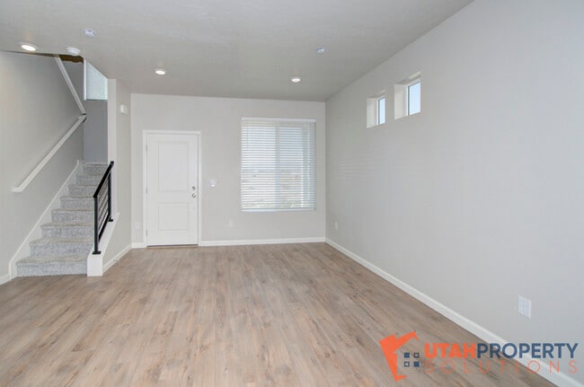 Photo - 63 N Veranda Ct