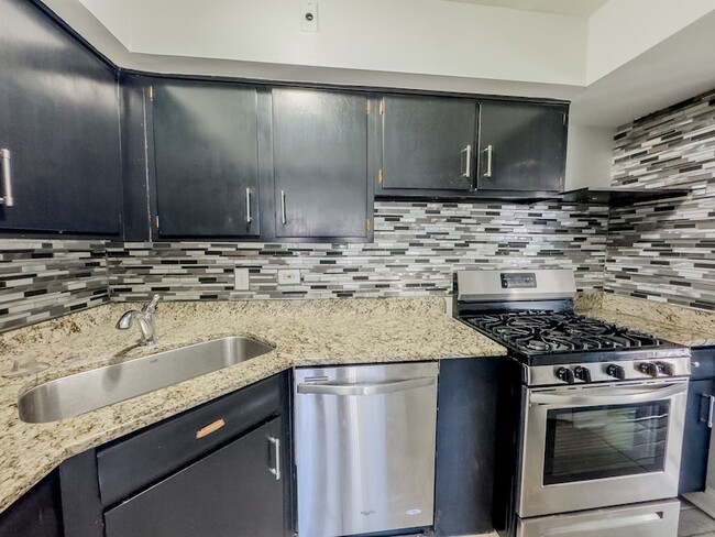 Photo - 6947 S Jeffery Blvd Unit 2E