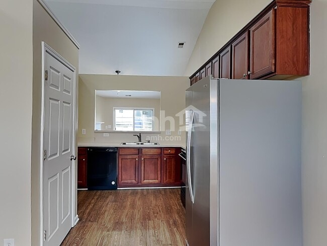 Photo - 116 Golden Valley Dr