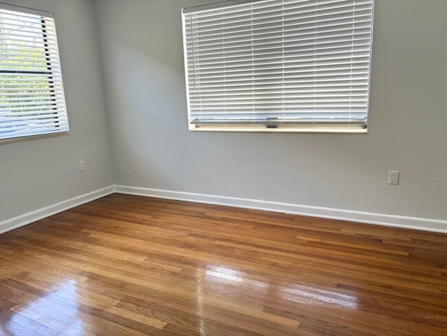 Photo - 130 S Lakeside Dr Unit 1