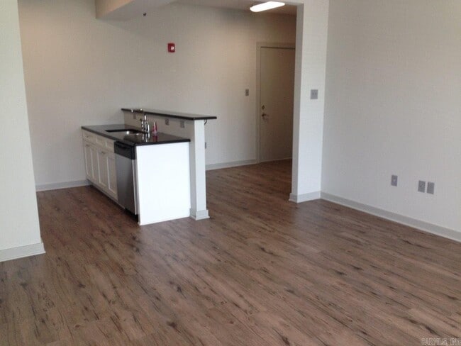Photo - 1855 McKennon St Unit 6
