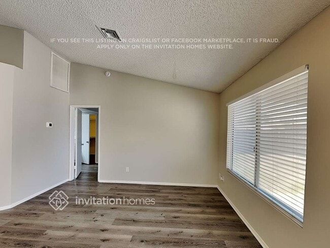 Photo - 3239 W Tonopah Dr