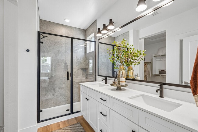 HARMON Ascend by Crescent Communities