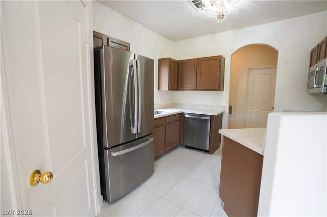 5525 W Flamingo Rd Unit 2011
