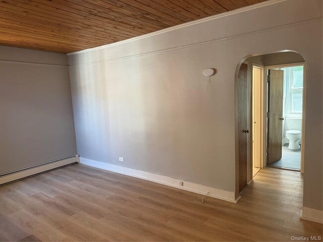 Photo - 572 Warburton Ave Unit 2E