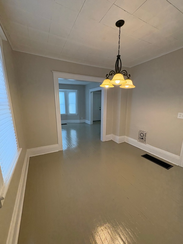 Photo - 146 Roycroft Dr