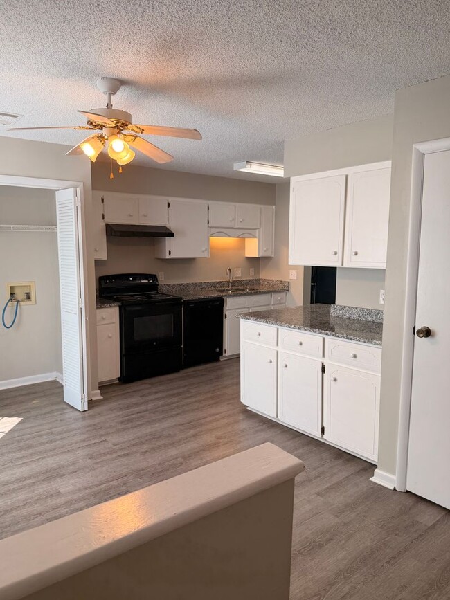 Photo - FOR RENT
