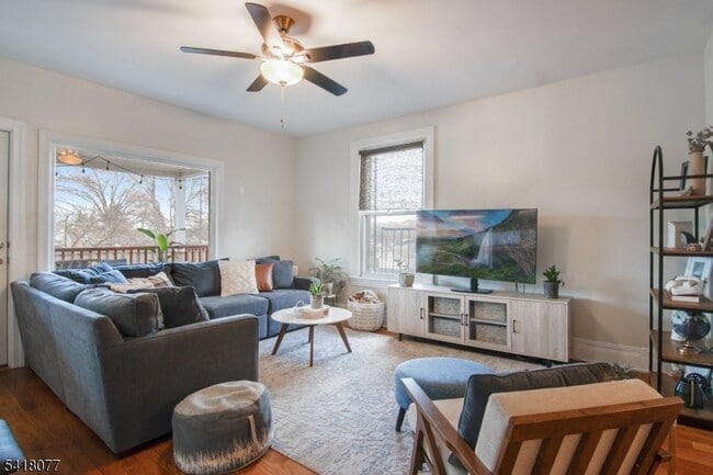 Photo - 660 Bloomfield Ave