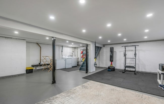 Photo - 1015 Buxton Rd