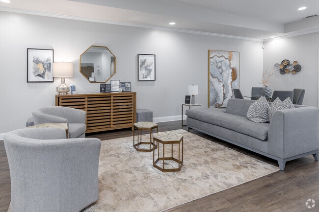 Leasing Office - Vineyards of Flat Shoals