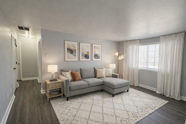 1BR, 1 BA - Living Room - Avondale Park