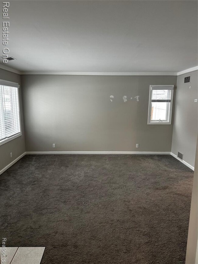 Photo - 38 Kenyon Dr