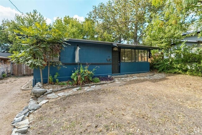 Building Photo - 1713 Hether St Rental