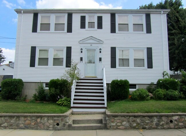 Building Photo - 18 Grew Hill Rd Unit 1