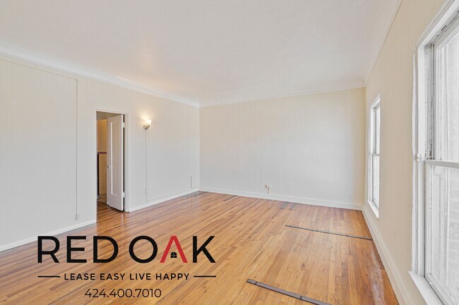 Photo - 657 Cochran Ave Unidad 202