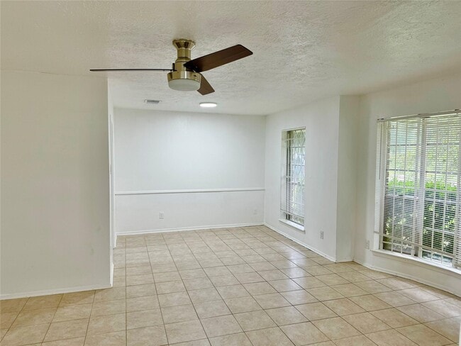 Photo - 7015 Pyron Way