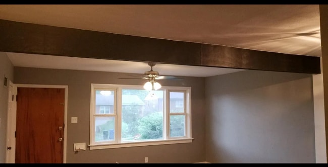 Photo - 7011 Roberts Ct