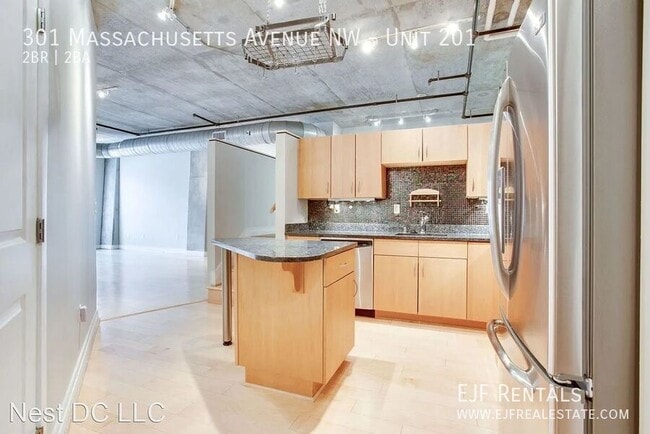 Building Photo - 301 Massachusetts Ave NW Unit 201