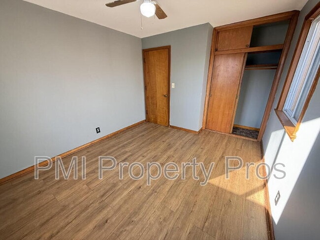 Photo - 1981 W Villard Ave Unit Apt 7