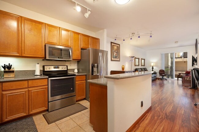 Photo - Furnished 2 bedroom with flex office space near Convention Center Downtown! Unit 413