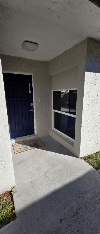 Photo - 5913 Lincoln St