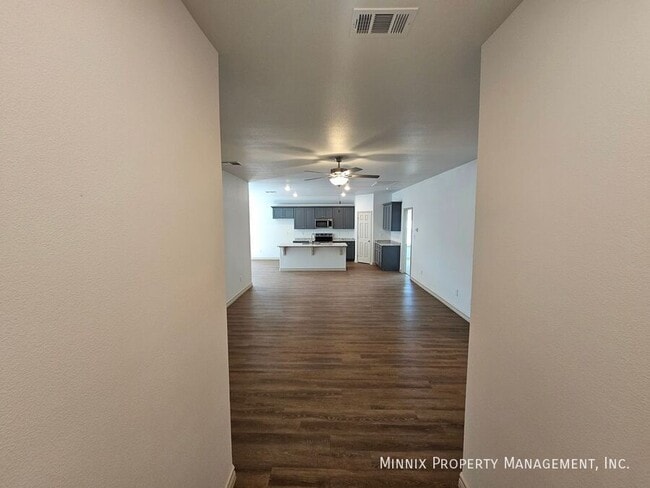 Photo - 1320 Bajada St