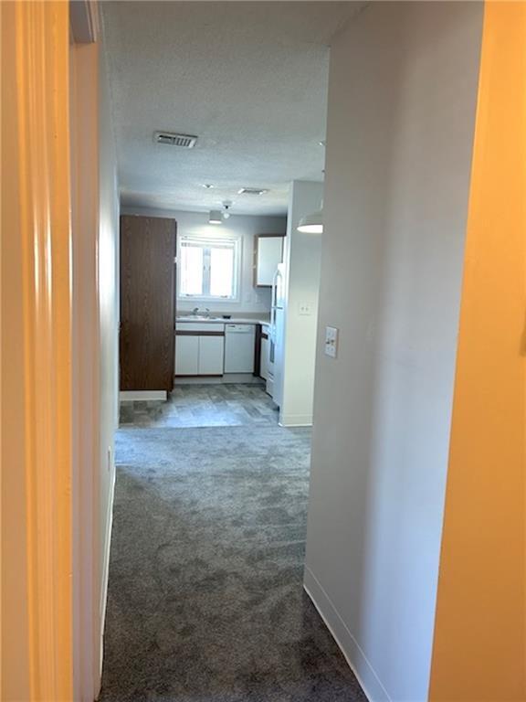 Photo - 724 Beverage Hill Ave Unidad B2