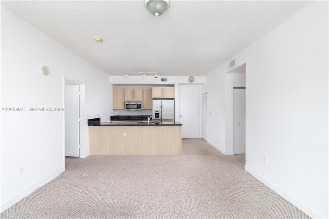 Photo - 1111 SW 1st Ave Unidad 2423-N