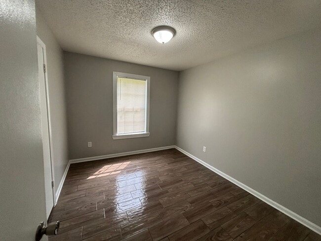 Photo - 5293 Beaverton Dr