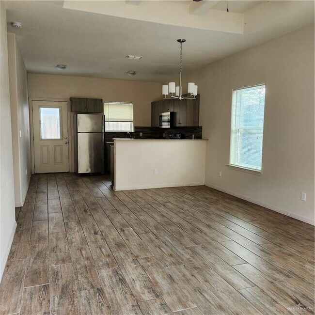 Photo - 11 Hawthorne Ave Unidad 4