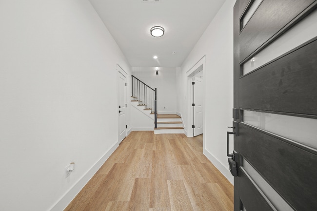 Photo - 2510 Gray St