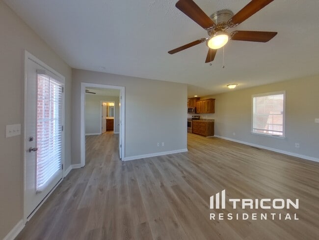 Photo - 1908 Susan Rd