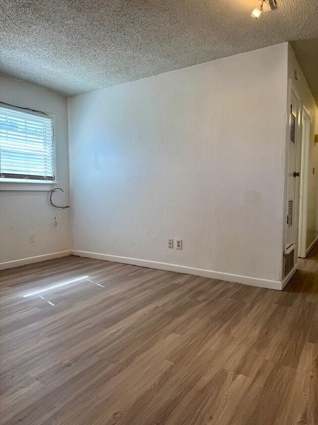 Photo - 4103 30th St