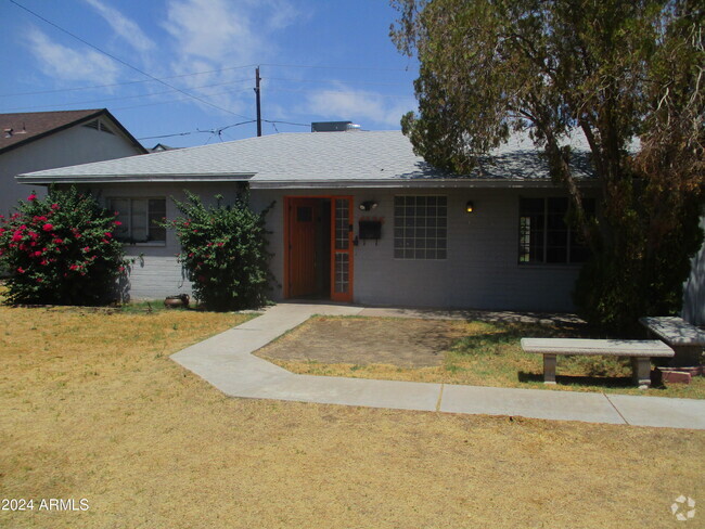 Building Photo - 4136 E Turney Ave Rental