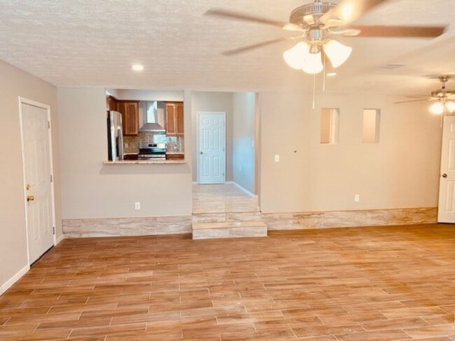 Photo - REMODELED 3 BEDROOM 2.5 BATH HOME CLOSE TO DOWNTOWN HOUSTON