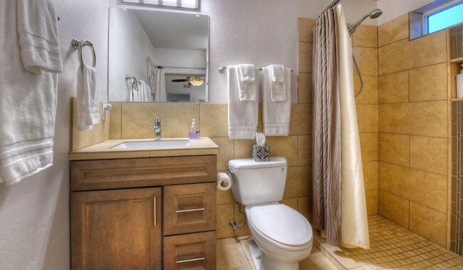 Photo - 2416 E Mabel St